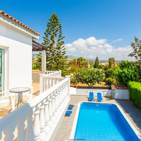 Villa Zenon Maa